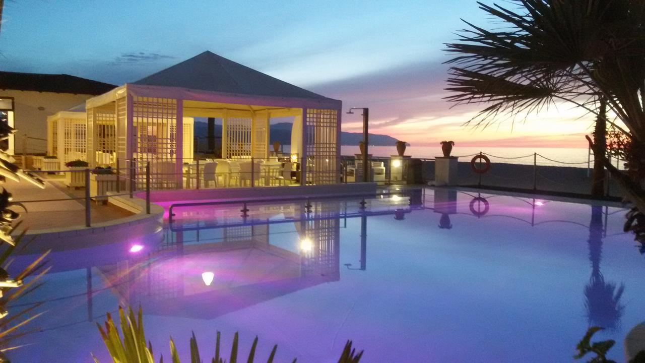 Hotel Il Gabbiano Beach Terme Vigliatore Exterior photo